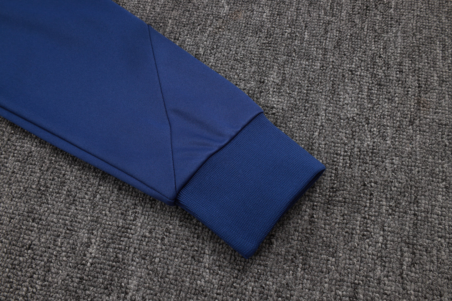 Conjunto de entrenamiento morado Edición especial del Real Madrid 2024-25 S-2XL