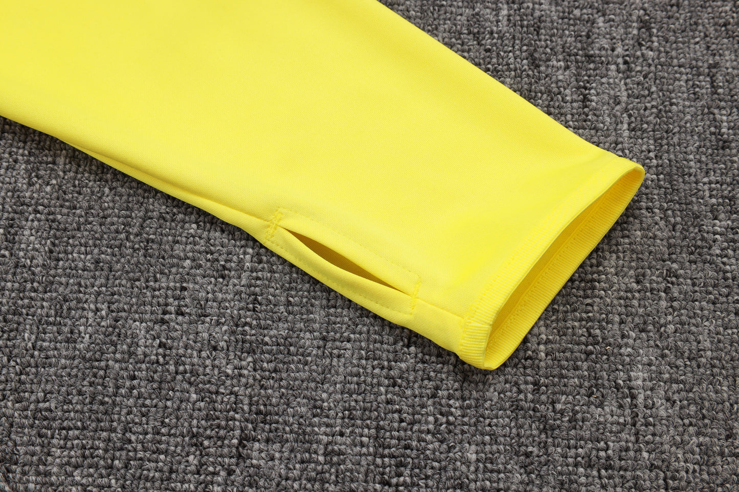 2025-26 Real Madrid Dark gray (yellow sleeves) Training Suit S-2XL