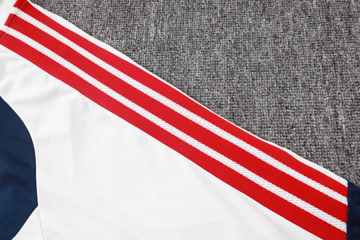 2026-27 Bayern Munich Beige Half Zip Training Suit Adults Or Children