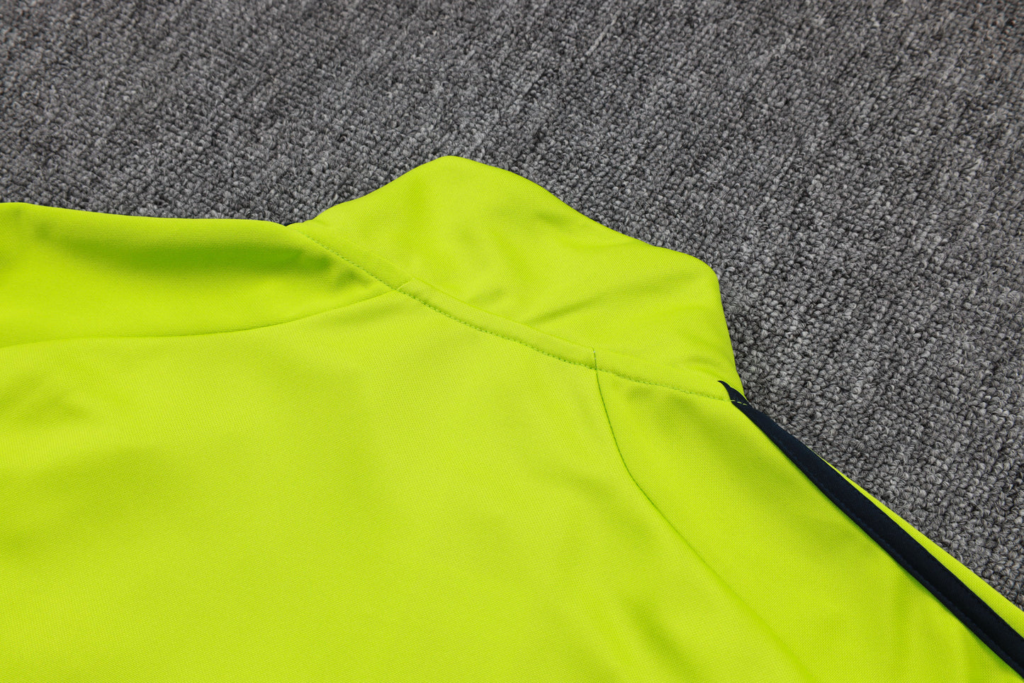 2025-26 Real Madrid Chándal de entrenamiento verde hierba con cremallera larga Tallas S-2XL