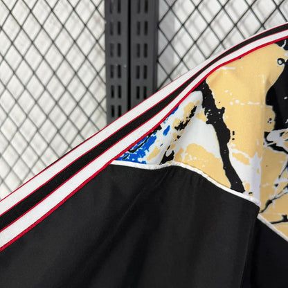 Cortavientos Manchester United Stone Rose Band Collaboration 2026-27 S-2XL