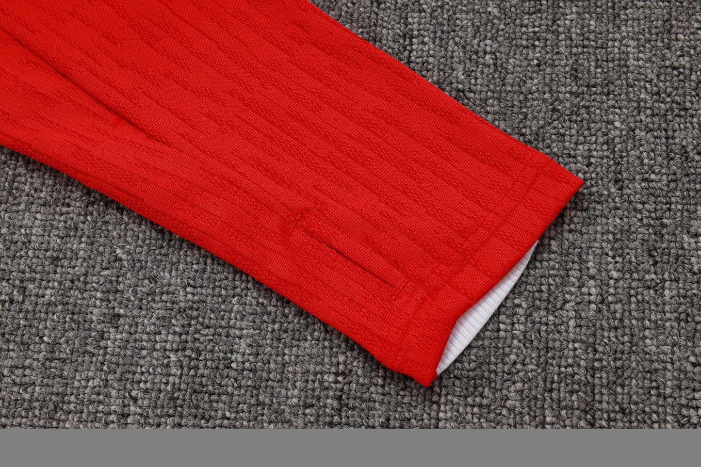 Conjunto de entrenamiento rojo del Barcelona 2024-25 (tallas S-2XL)