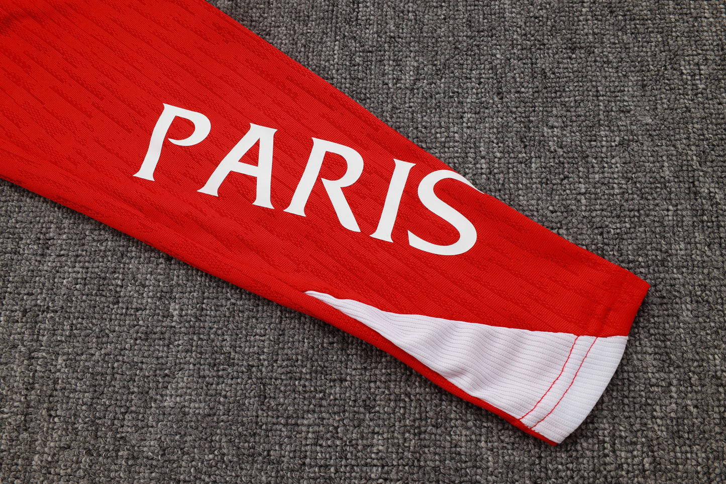 Conjunto de entrenamiento rojo del Barcelona 2024-25 (tallas S-2XL)