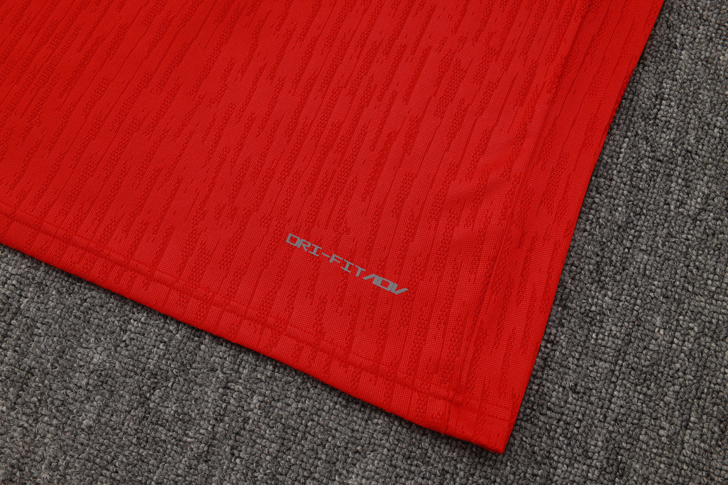 Conjunto de entrenamiento rojo del Barcelona 2024-25 (tallas S-2XL)