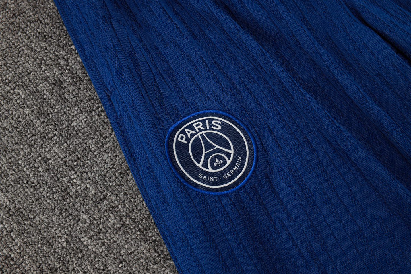 Conjunto de entrenamiento rojo del Barcelona 2024-25 (tallas S-2XL)