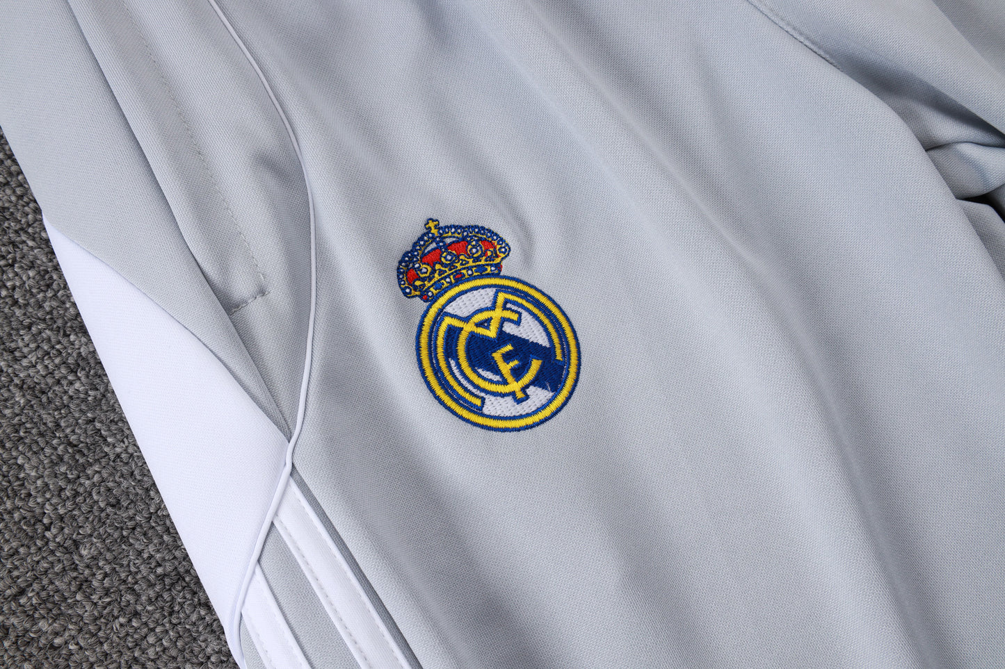 Conjunto de entrenamiento morado Edición especial del Real Madrid 2024-25 S-2XL