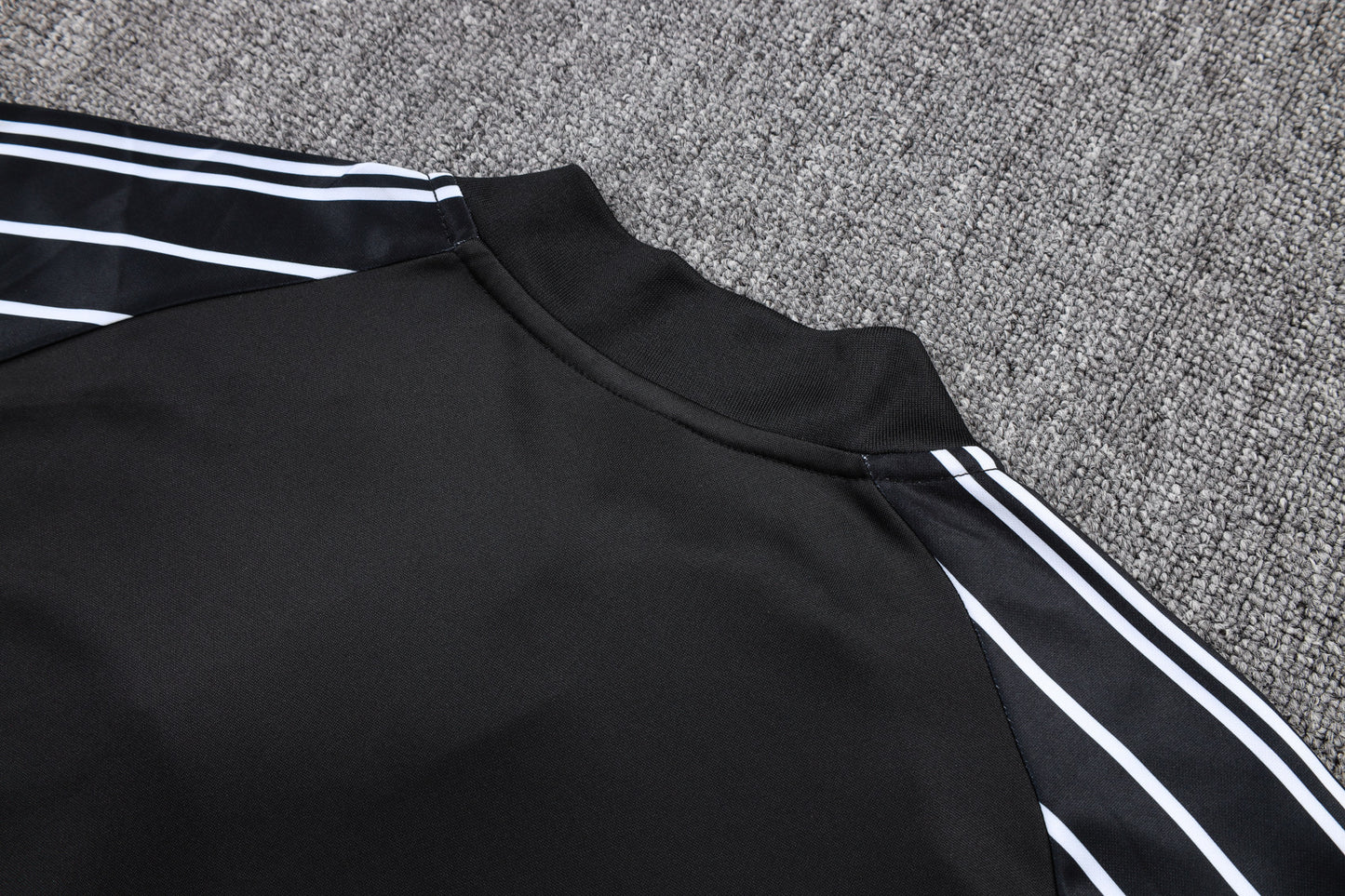 Conjunto de entrenamiento rojo del Barcelona 2024-25 (tallas S-2XL)