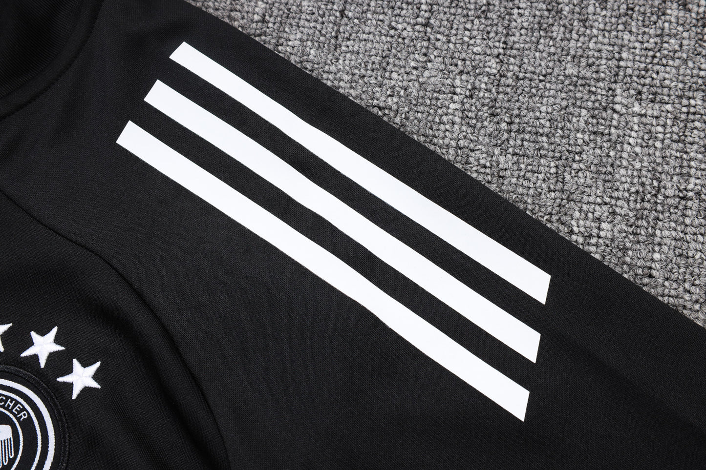 Conjunto de entrenamiento morado Edición especial del Real Madrid 2024-25 S-2XL