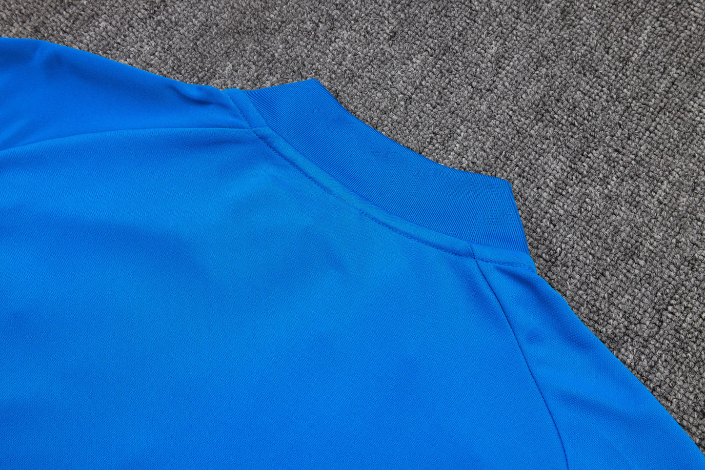 Conjunto de entrenamiento rojo del Barcelona 2024-25 (tallas S-2XL)