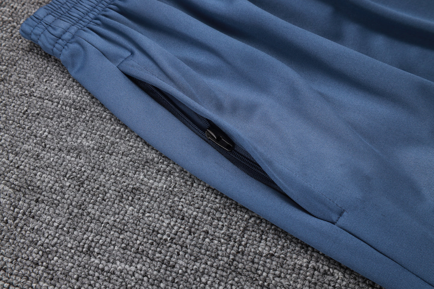 Conjunto de entrenamiento rojo del Barcelona 2024-25 (tallas S-2XL)