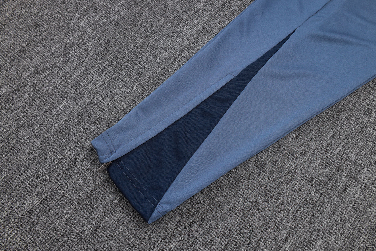 Conjunto de entrenamiento rojo del Barcelona 2024-25 (tallas S-2XL)