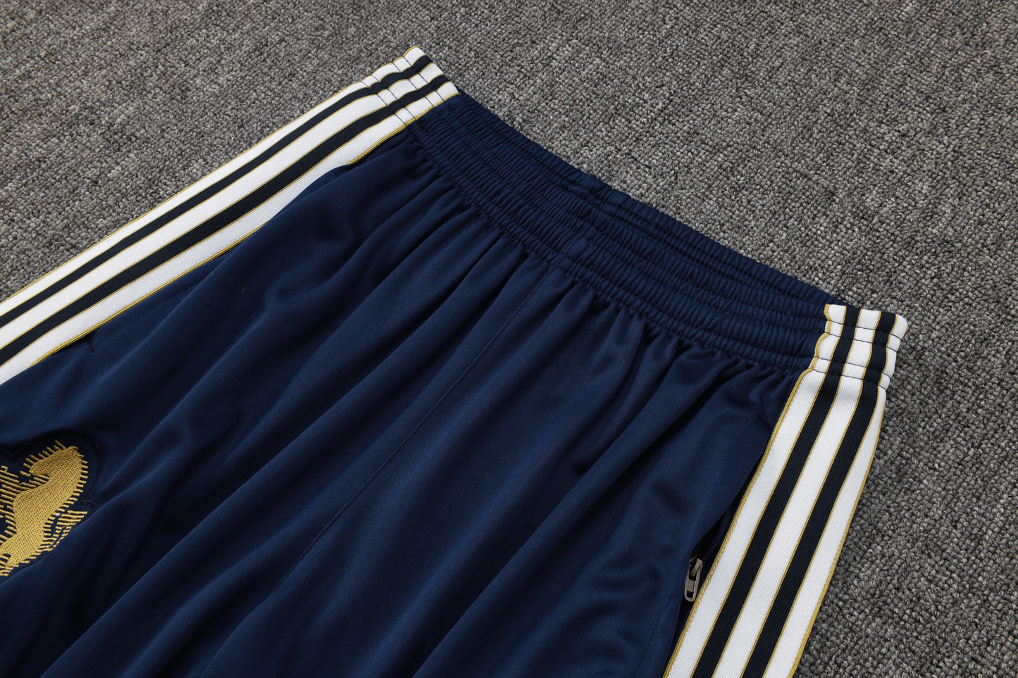 Conjunto de entrenamiento rojo del Barcelona 2024-25 (tallas S-2XL)