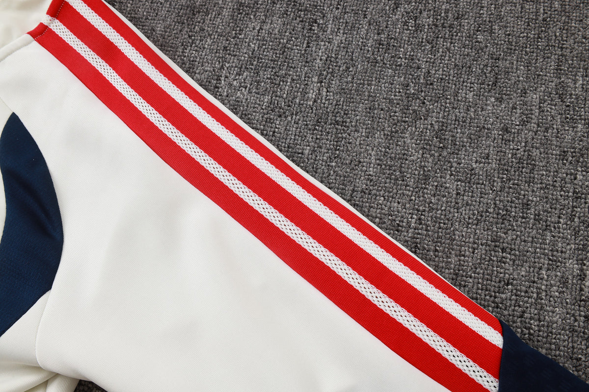 2026-27 Bayern Munich Beige Full Zip Training Suit Adults Or Children