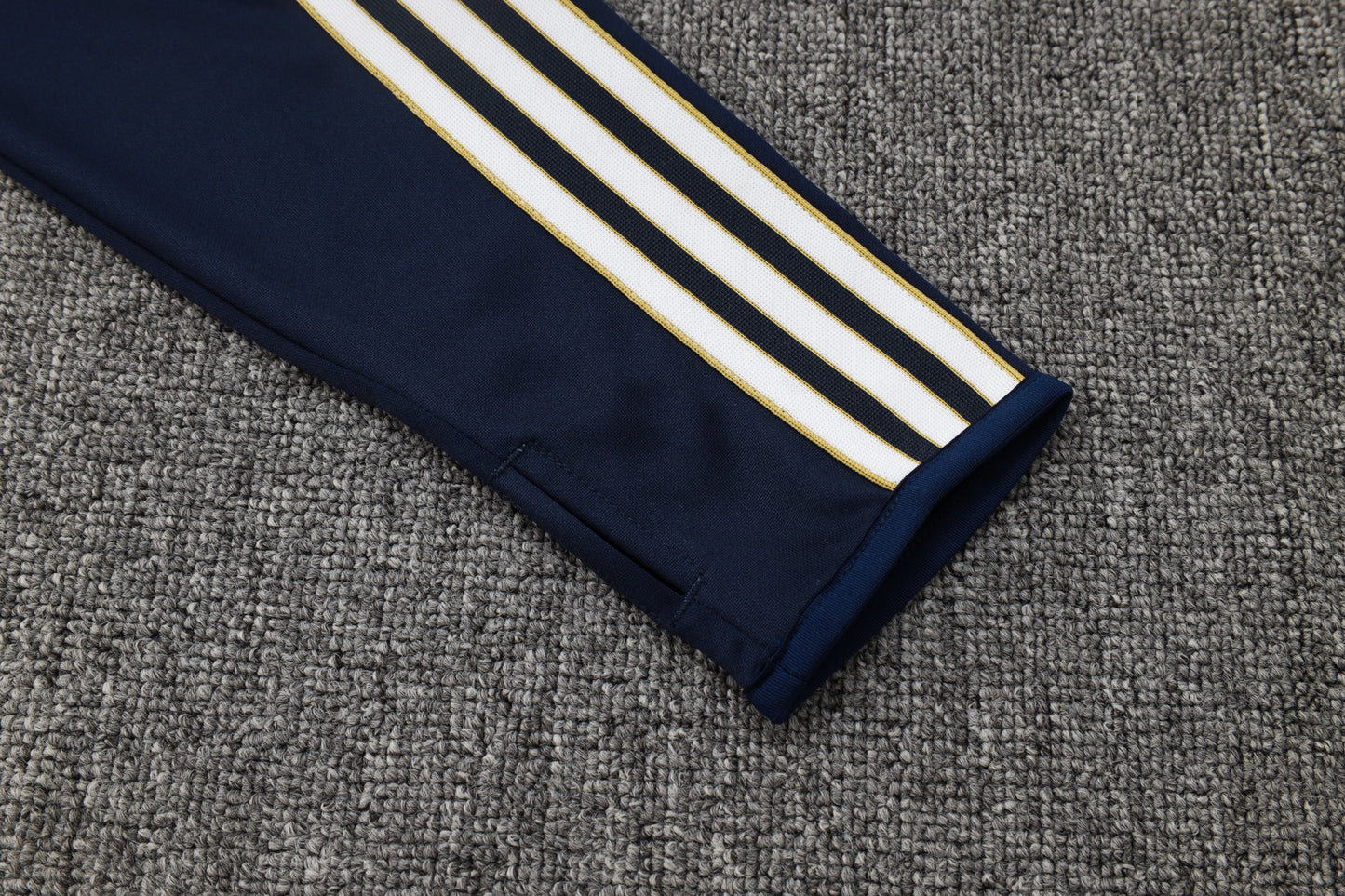 Conjunto de entrenamiento rojo del Barcelona 2024-25 (tallas S-2XL)