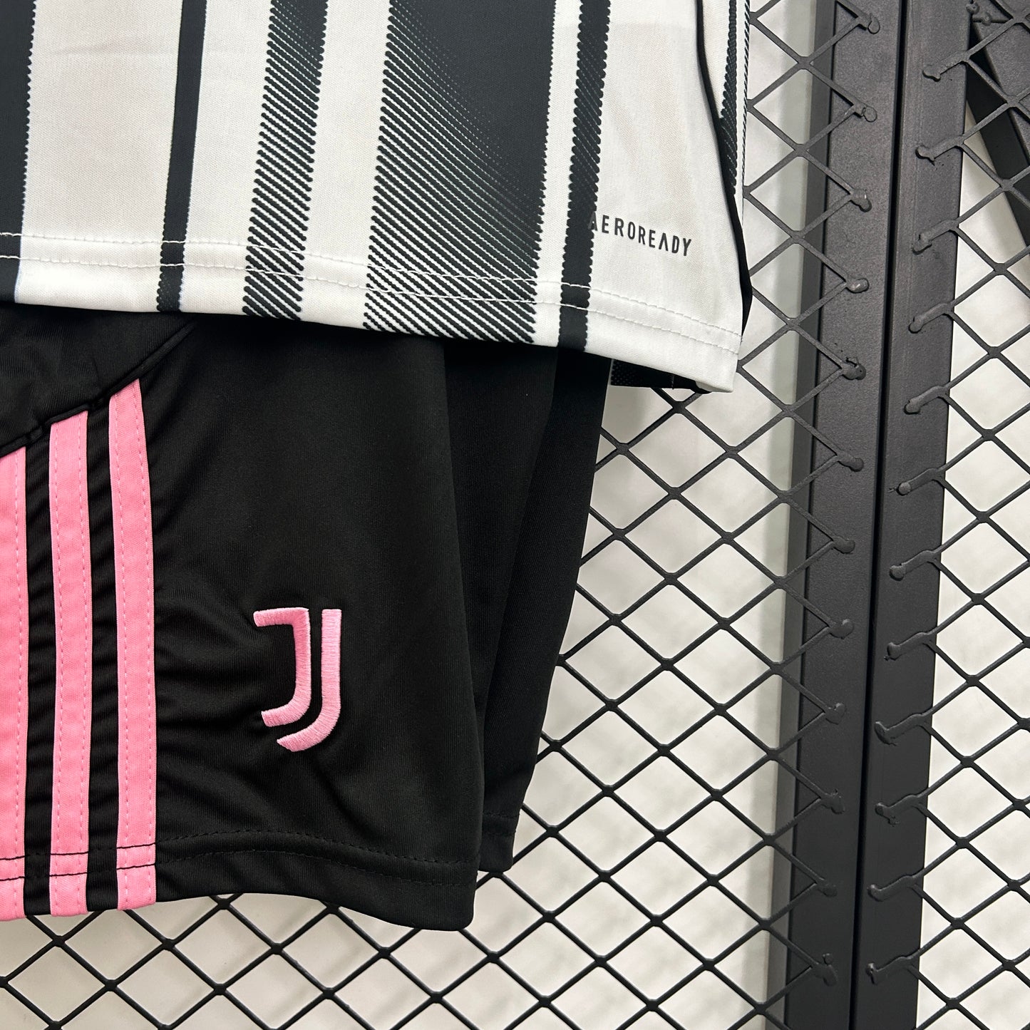 2025-26 Juventus Home KIDS 16-28