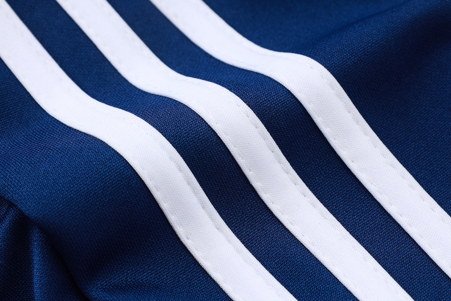 Conjunto de entrenamiento morado Edición especial del Real Madrid 2024-25 S-2XL