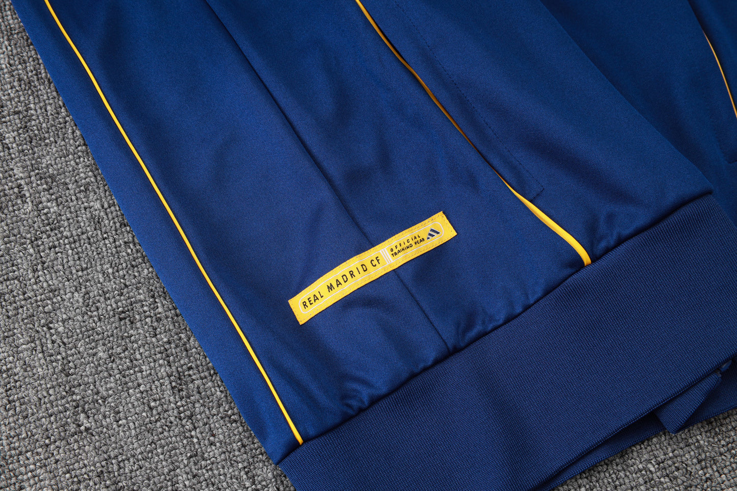 Conjunto de entrenamiento morado Edición especial del Real Madrid 2024-25 S-2XL