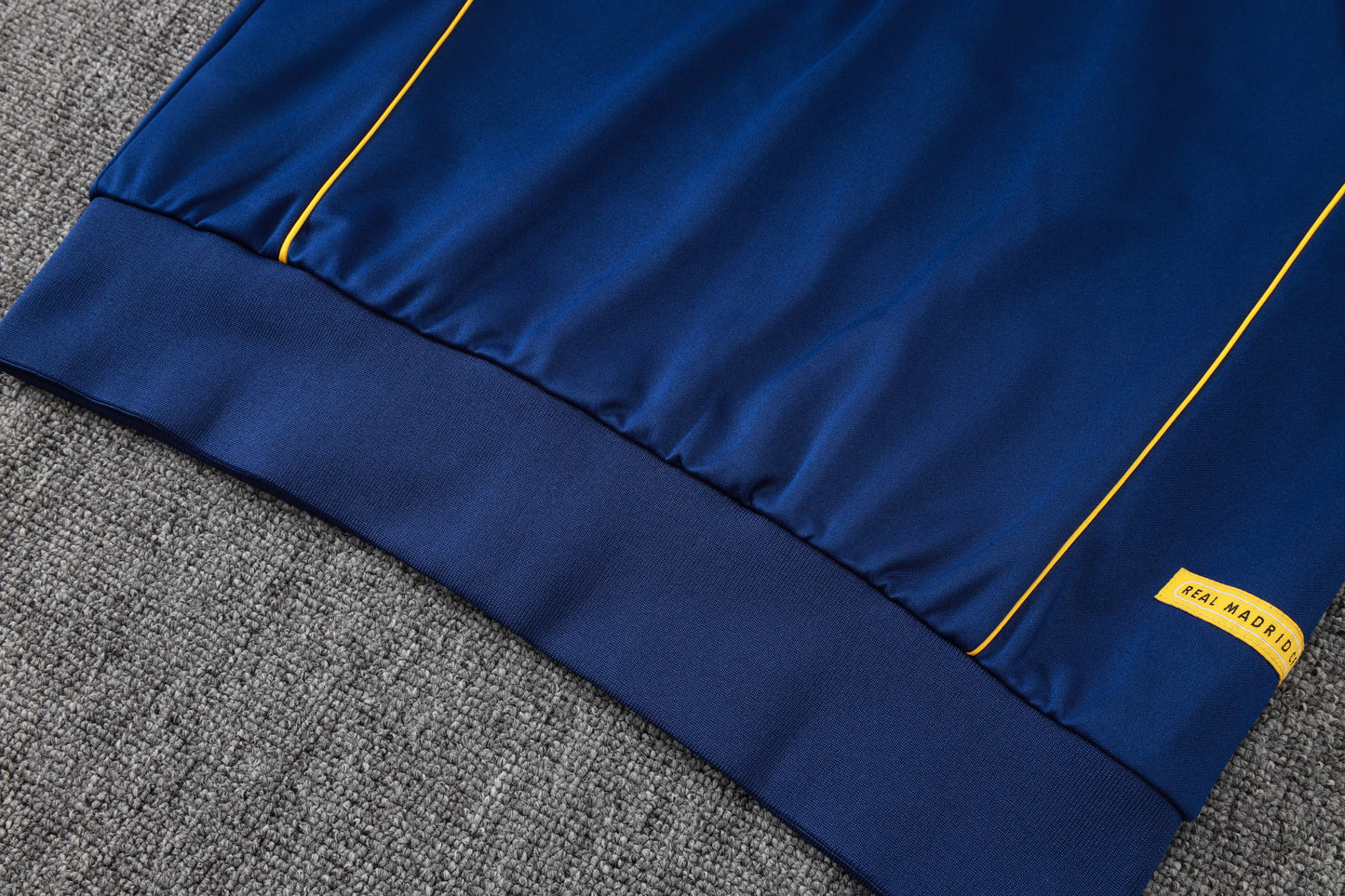 Conjunto de entrenamiento morado Edición especial del Real Madrid 2024-25 S-2XL