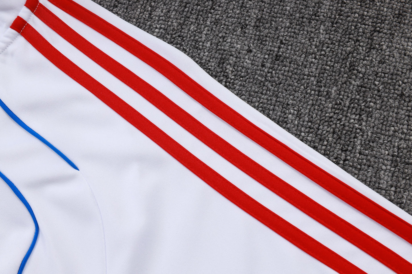 Conjunto de entrenamiento rojo del Barcelona 2024-25 (tallas S-2XL)