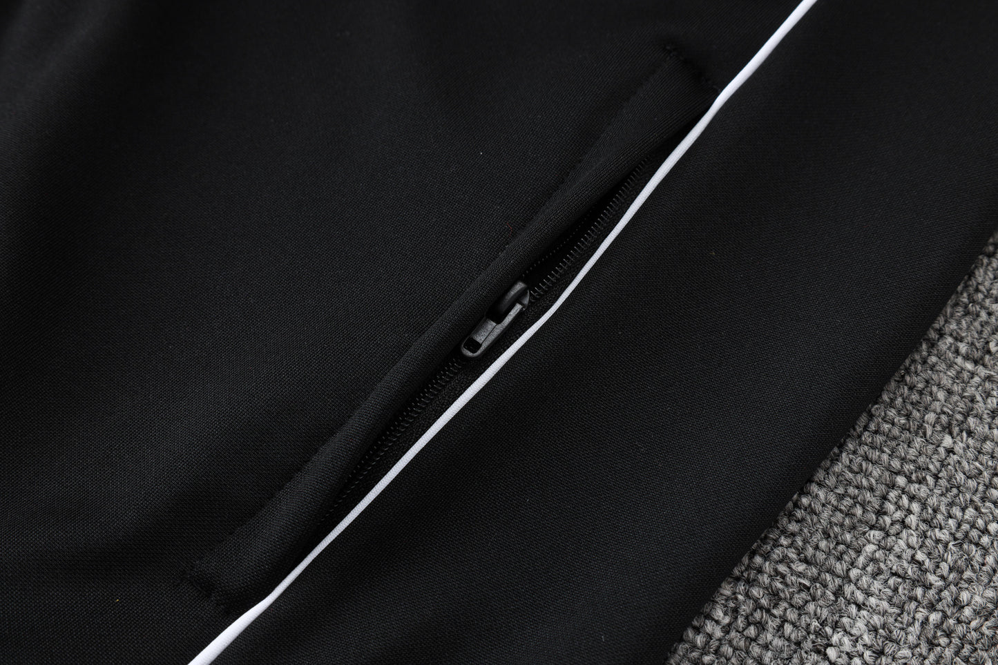 Conjunto de entrenamiento morado Edición especial del Real Madrid 2024-25 S-2XL