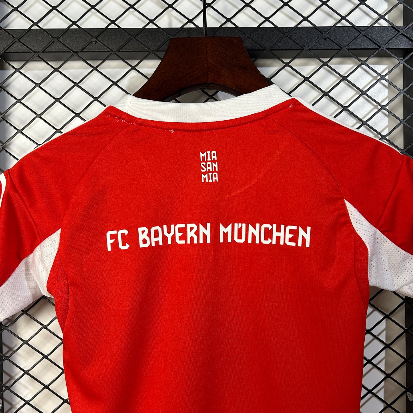 2024-25 Bayern Home KINDER 16-28
