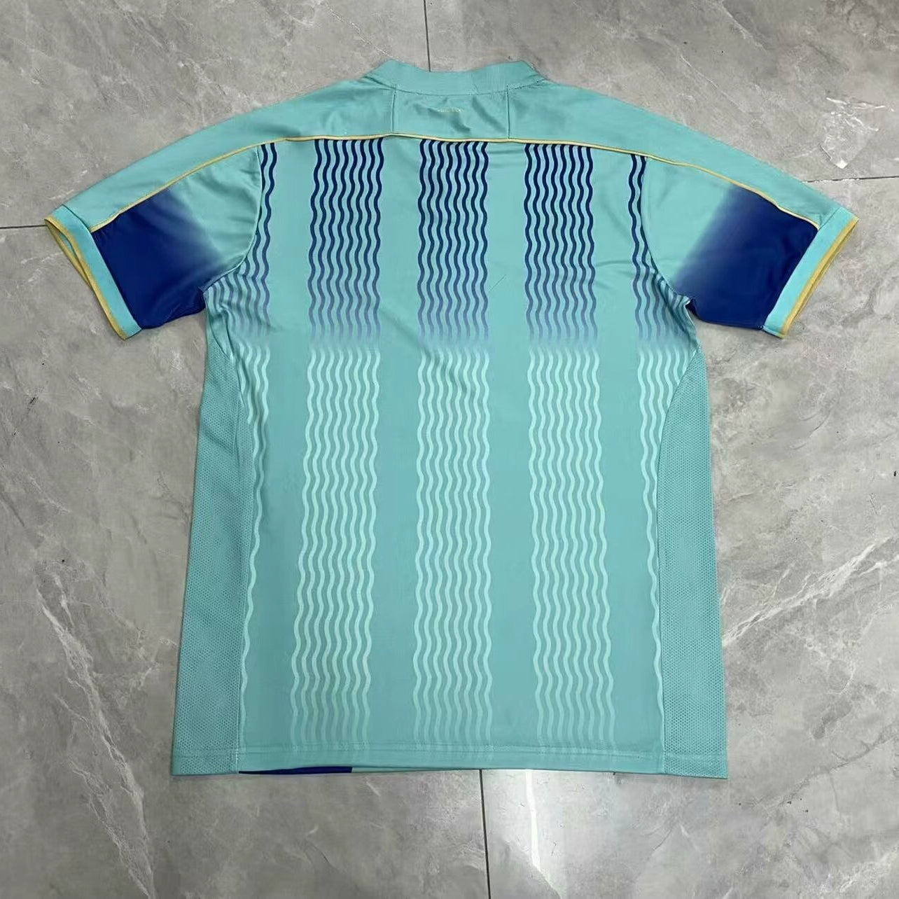 Edición especial de la camiseta del Venecia 2022-2023