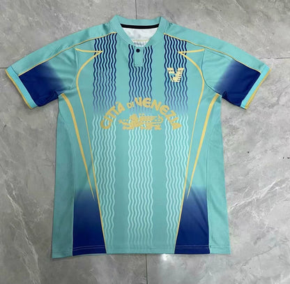 Edición especial de la camiseta del Venecia 2022-2023