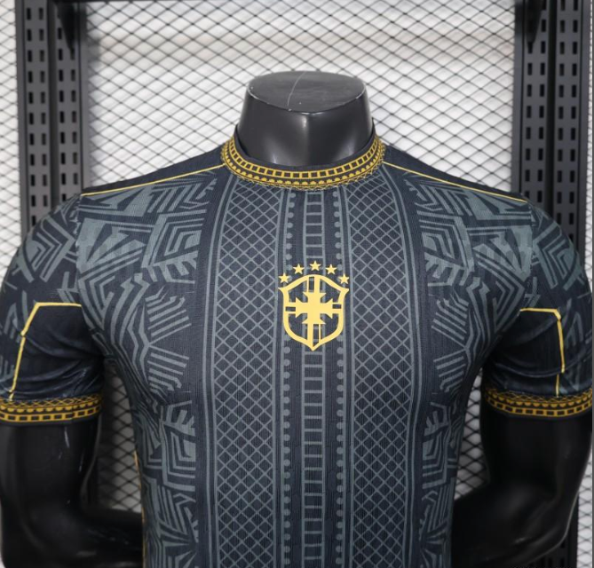 2026 Brasilien Schwarz mit Gold Geometrisches Stammesmuster Spieler S-2XL