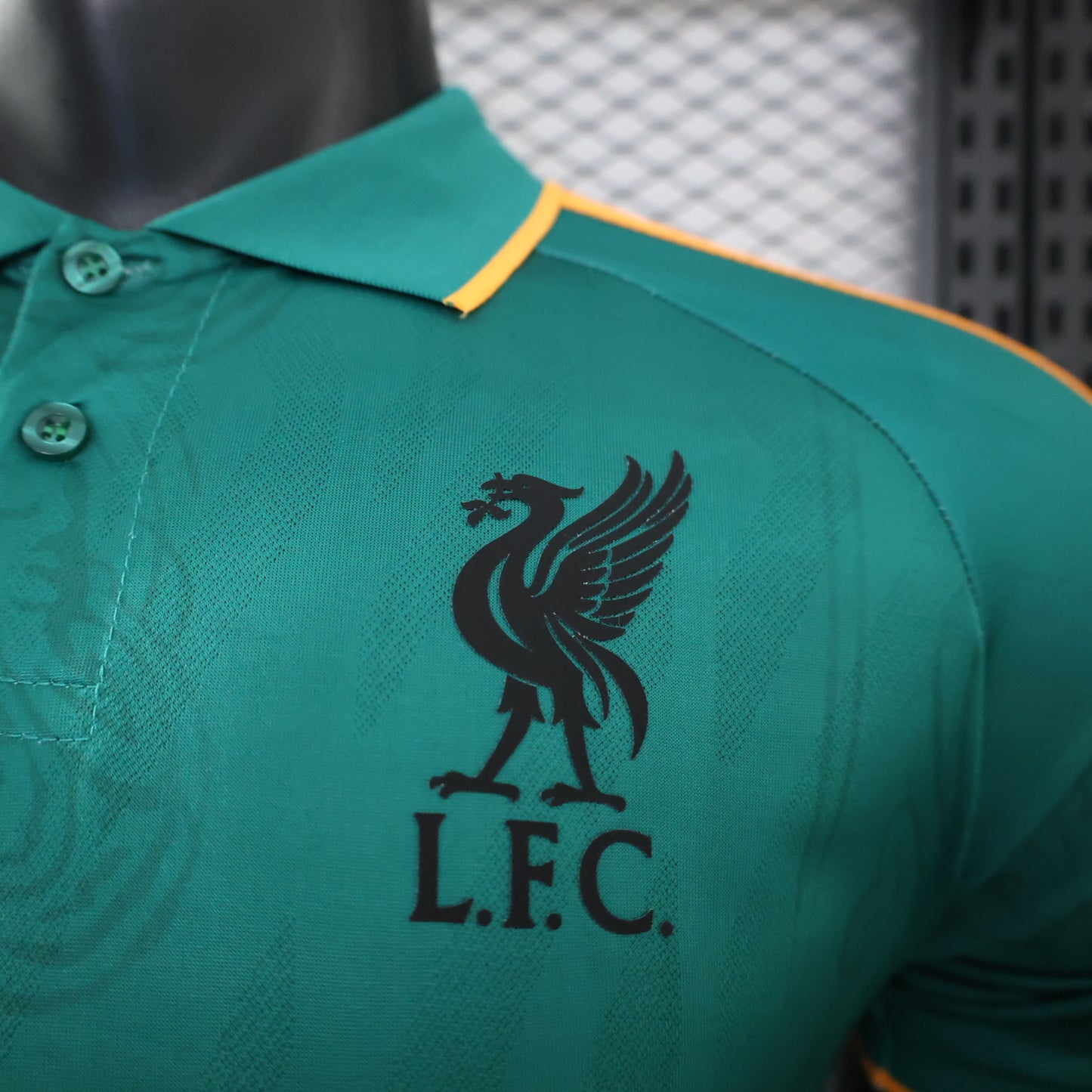 2026-27 Liverpool Green With Gold Trim Casual Retro Player S-3XL