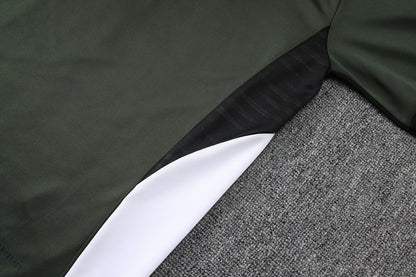 Conjunto de entrenamiento rojo del Bayern Múnich 2024-25 (tallas S-2XL)