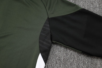 2025-26 Bayern Munich Black-White Adult long pull training suit S-2XL