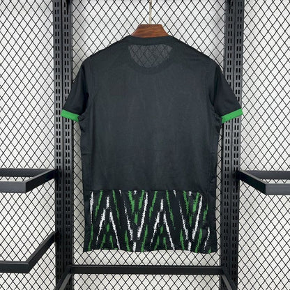 2024-25 Rayo Vallecano Heimtrikot