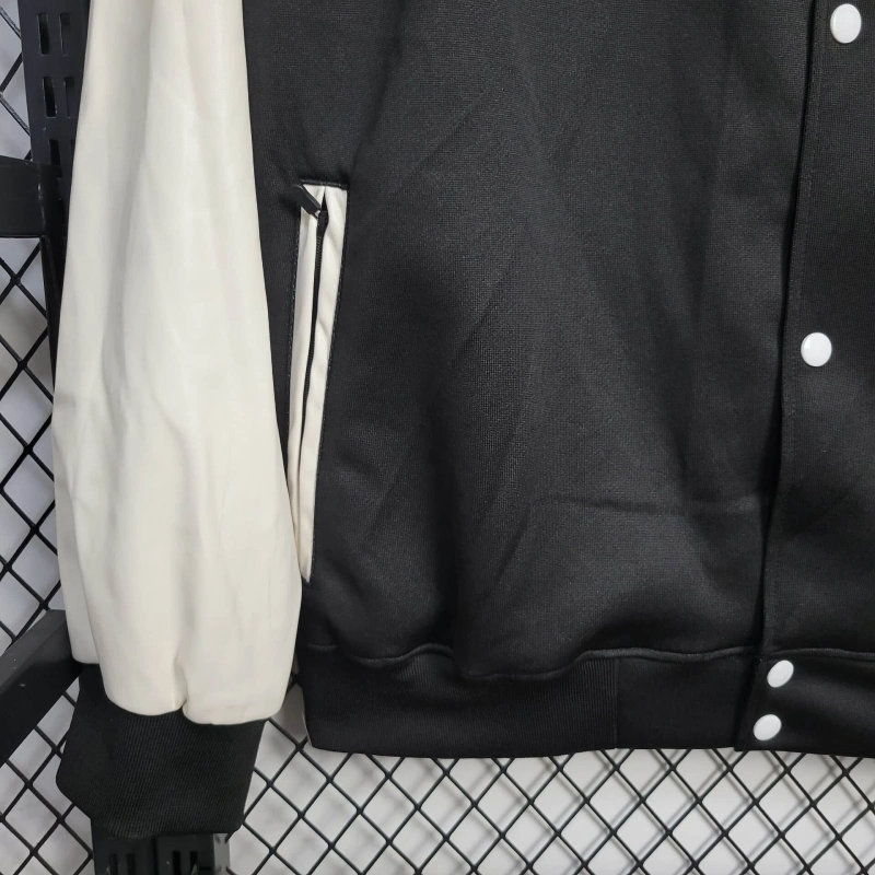 2025-26 Manchester United Black-White Windbreaker S-2XL