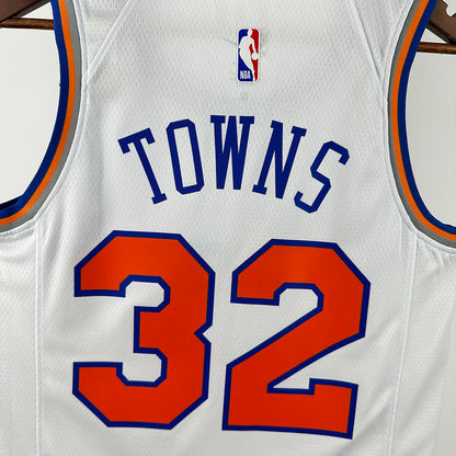 NBA 2025-26 New York Knicks  32 TOWNS White