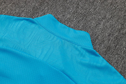 Conjunto de entrenamiento azul claro del Manchester City 2023-2024