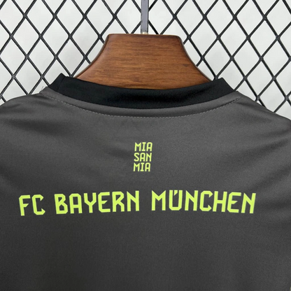 2025-26 Bayern Munich Special Black KIDS 16-28