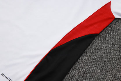 Conjunto de entrenamiento rojo del Bayern Múnich 2024-25 (tallas S-2XL)