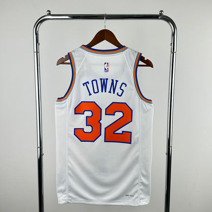 NBA 2025-26 New York Knicks  32 TOWNS White