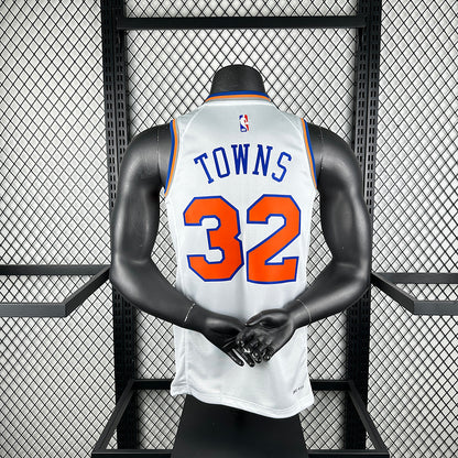 NBA 2025-26 New York Knicks  32 TOWNS White