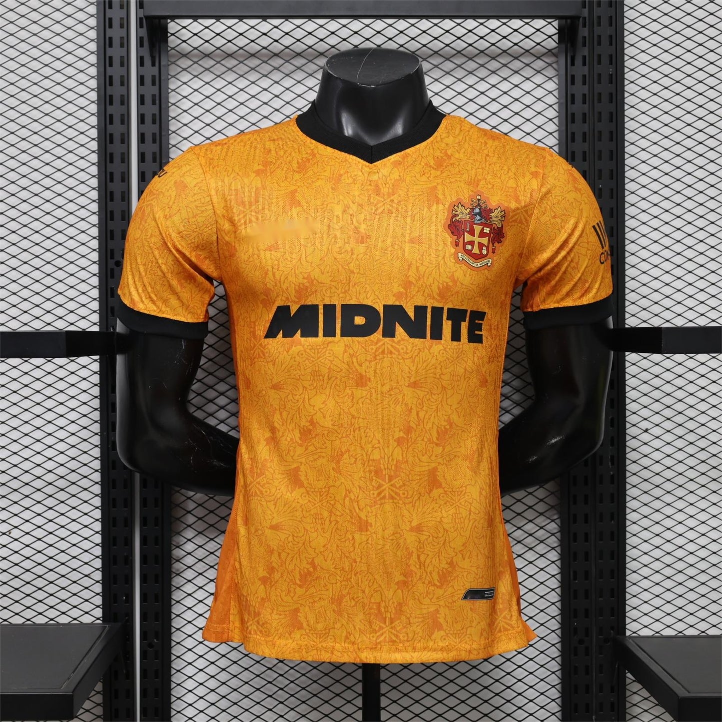 2026-27 Wolverhampton Wanderers Home Player S-2XL