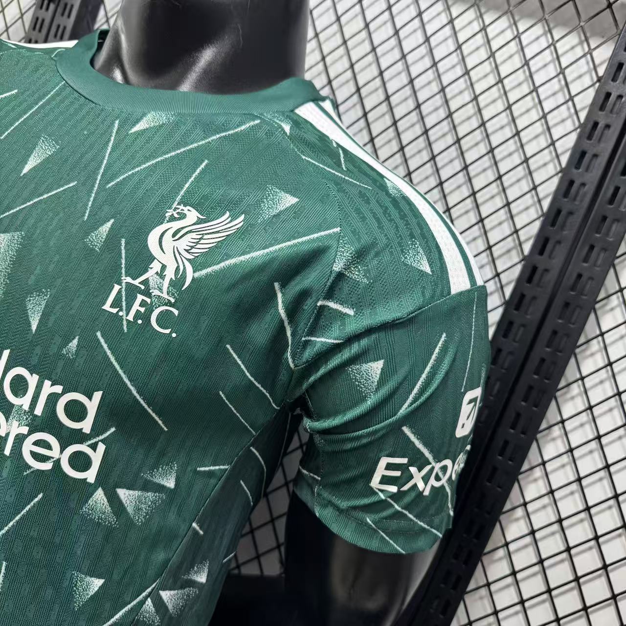 2026-27 Liverpool Goalkeeper Player S-2XL