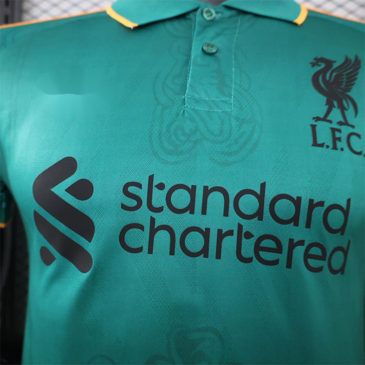 2026-27 Liverpool Green With Gold Trim Casual Retro Player S-3XL