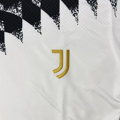 2026-27 Juventus White with Black Geometric Pattern 1994 Vintage Remake S-4XL
