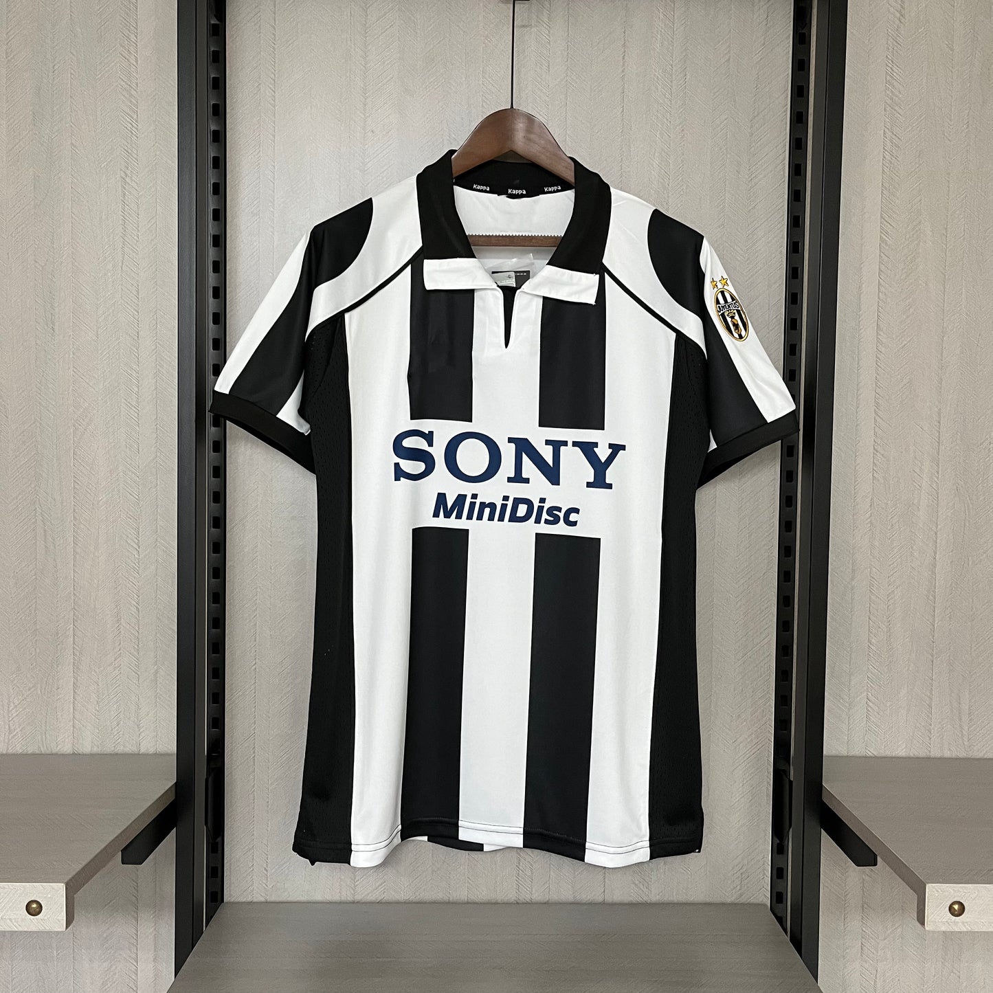 Retro Juventus 1997-98 home S-XXL