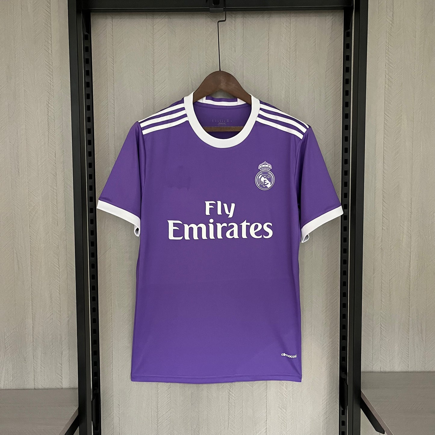 2016-17 Real Madrid away Retro