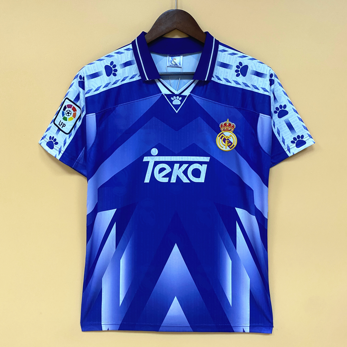 1996-97 Real Madrid away Retro