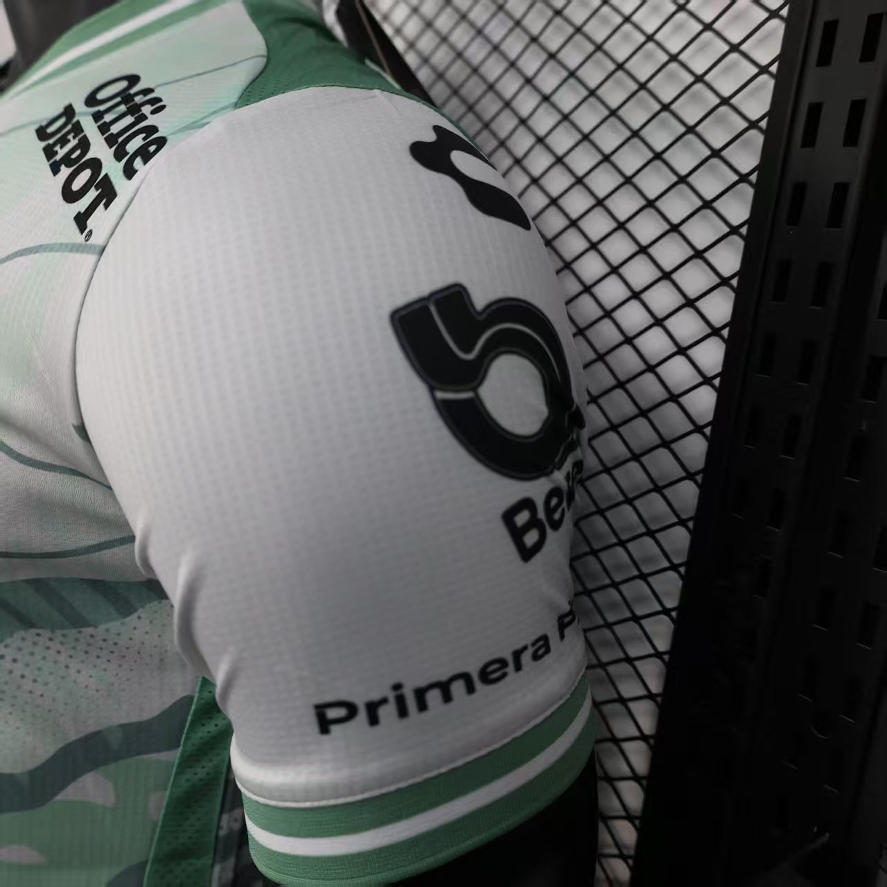 2025-26 Leon Away Player S-2XL