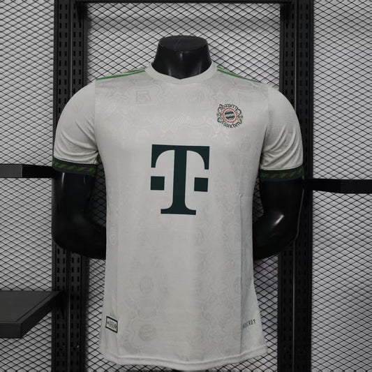 Camiseta de jugador blanca del Bayern Múnich 125 años 2025-26 (talla S-2XL)
