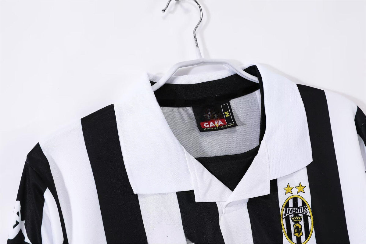 2015-16 Juventus Away Retro Long Sleeve S-2XL